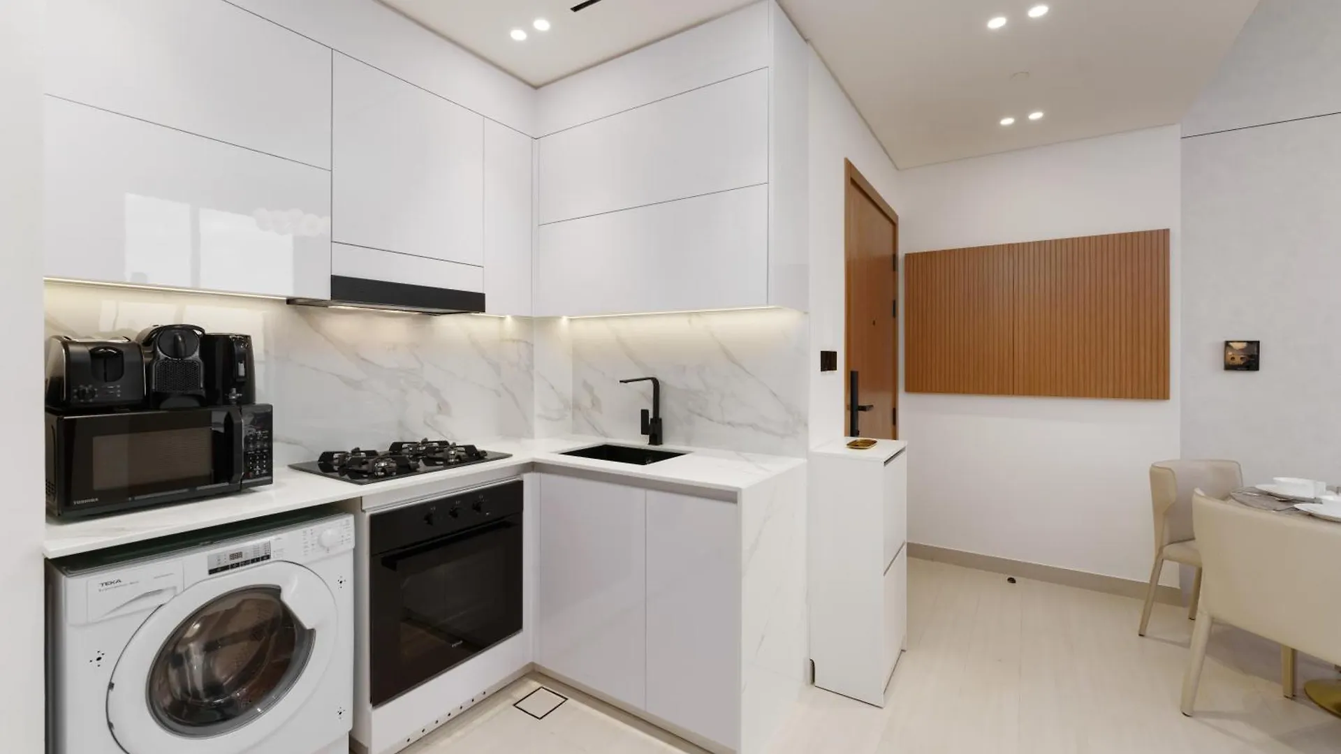 Chic 1-Bedroom In Binghatti House Jvc Dubai 0*,  United Arab Emirates